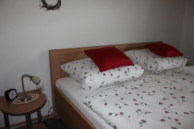 Ferienwohnung Sattler Neukirchen am Teisenberg Luaran gambar