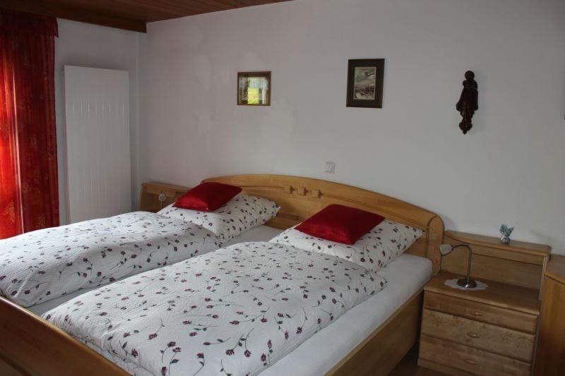 Ferienwohnung Sattler Neukirchen am Teisenberg Luaran gambar